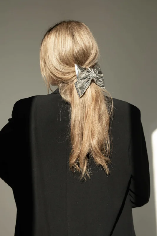 Women's Blazer CoatsCHROME BOW HAIR CLIP