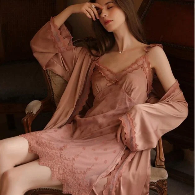 women's pajamas for winter warmthSilk Lace Vintage Nightgown Set