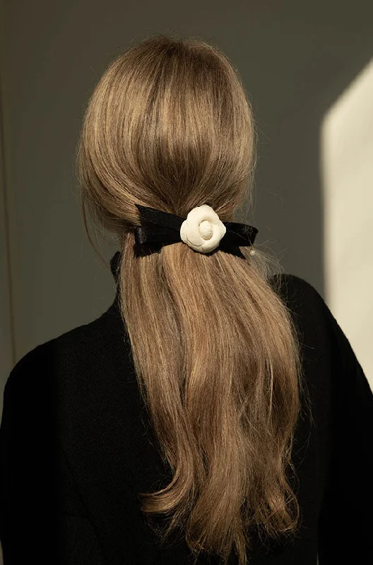 Women's Coats with Fur Trimmed SleevesBOW HAIR CLIP WITH FLOWER