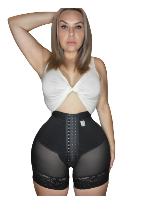 high-slit skirt shaper with invisible legsCurvas High-Waisted Shorts Ref: 0104 (Custom)