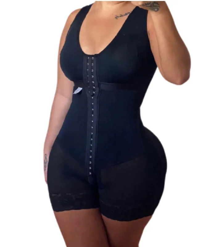 butt-lifting shapewear shortsCurvas Faja Ref: 0714 Semi-Custom- Mid-Thigh- Stage 2