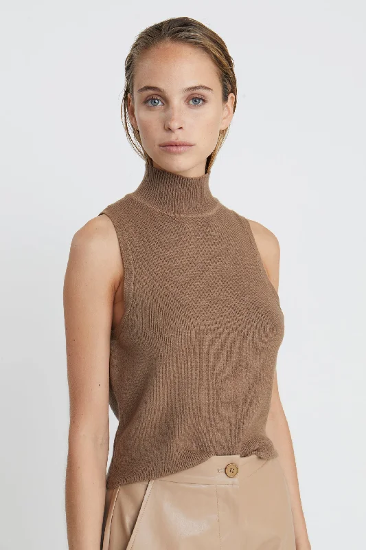 Women's Notched Collar SweatersTraffic Knitted Top