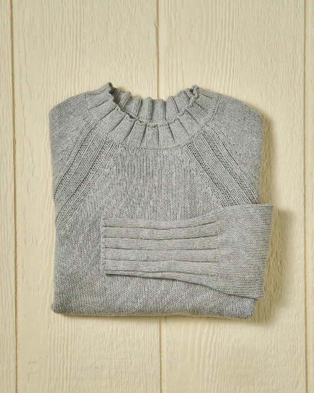 Women's Sweetheart Collar SweatersWomen's Quaker Crewneck Sweater in Pearl