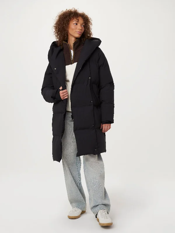 Women's V-Shaped Collar SweatersThe Hygge Puffer Coat in Black