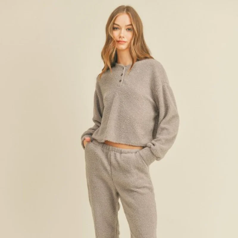 Women's Low Collar SweatersFuzzy Knit Sweater Top (Grey)