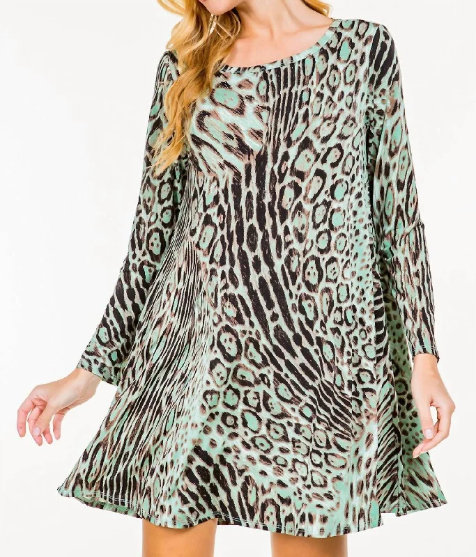 Women's Pleated DressesAnimal Print Dress In Mint