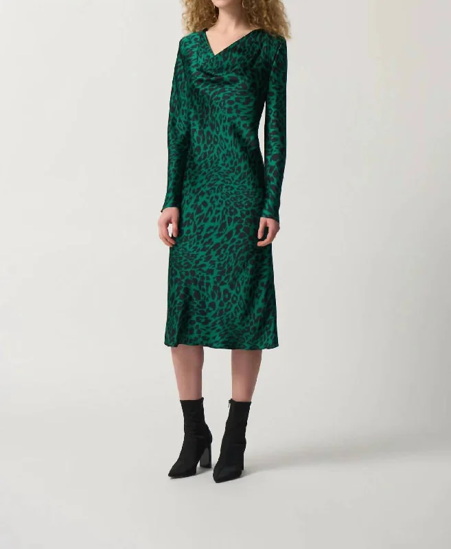 Women's Long-Sleeve DressesAnimal Print Sheath Dress In Black/green