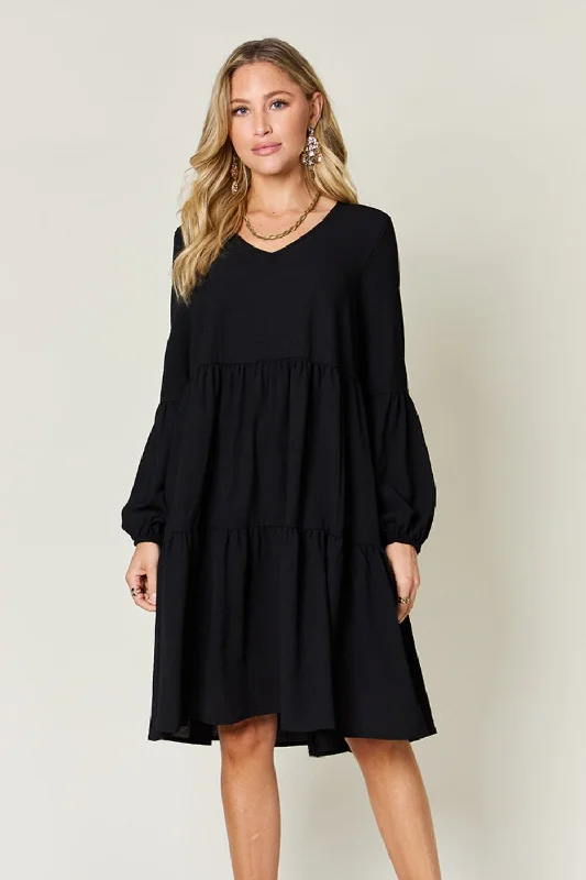 Women's Keyhole-Neck DressesFull Size V-Neck Balloon Sleeve Tiered Dress with Pockets