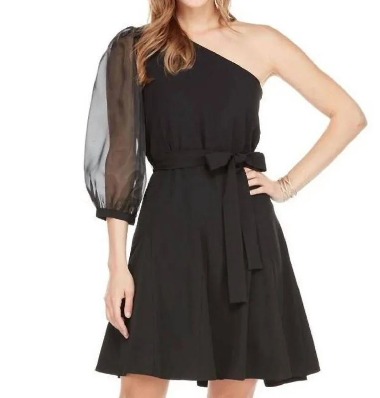 Women's Short-Sleeve DressesOne Shoulder Dress In Black