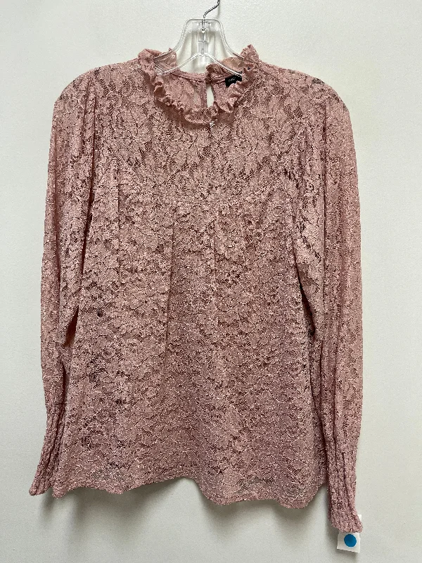 Women's Blouse with High CollarTop Long Sleeve By Cable And Gauge In Pink, Size: M