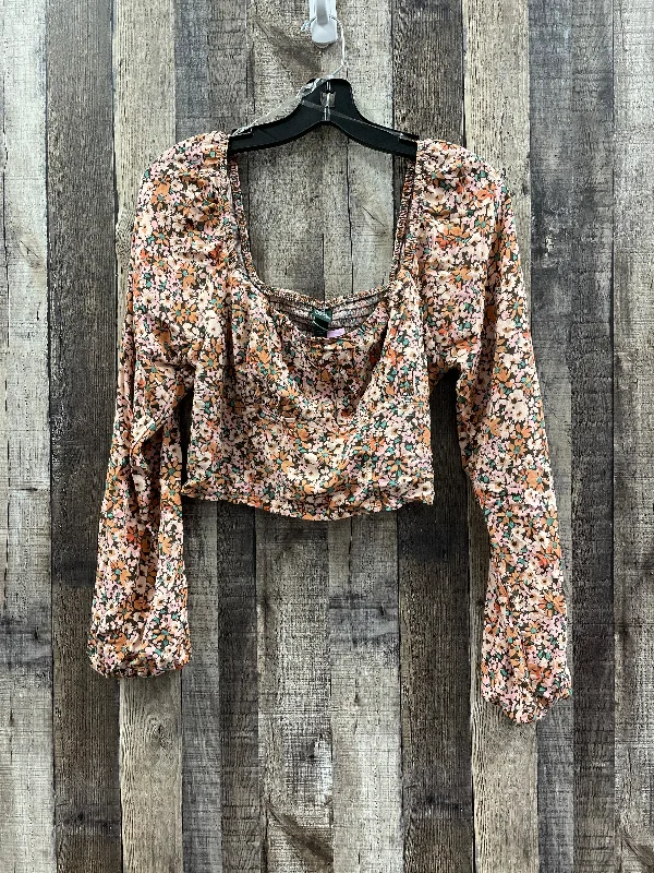 Women's Blouse with ButtonsTop Long Sleeve By Wild Fable In Floral Print, Size: M