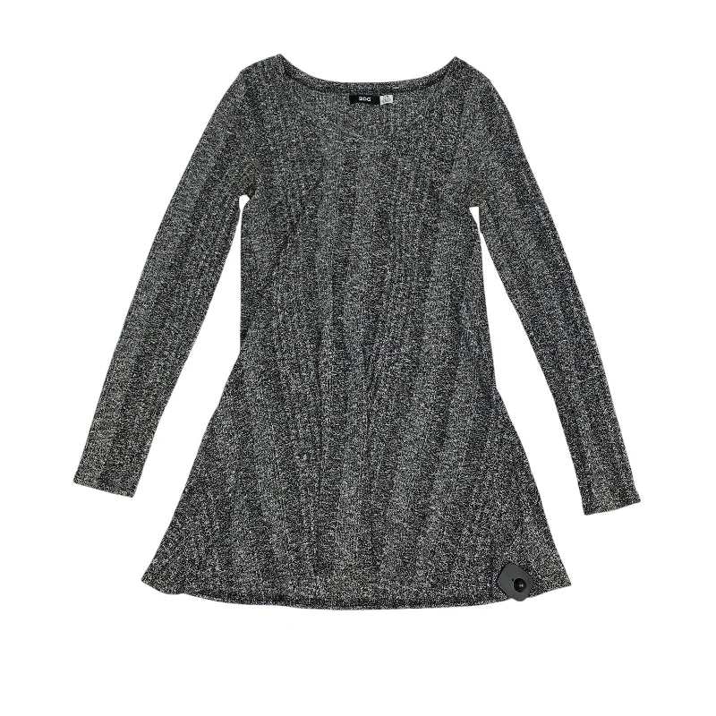 Women's Blouse with Rounded CollarTunic Long Sleeve By Bdg In Grey, Size: M